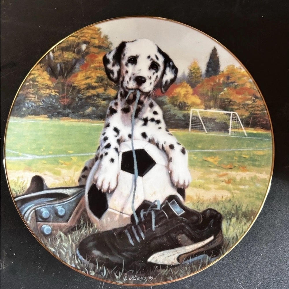 Spotted On The Sideline Plate 2831A by Jim Lamb: Good Sports - Soccer Puppy 1990